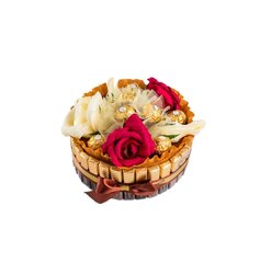 Saldumu kūka Royal Premium “Gardie ziedi” cena un informācija | Saldumi | 220.lv