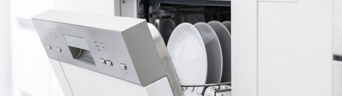 Kā izvēlēties trauku mazgājamo mašīnu, kas liks aizmirst par trauku mazgāšanu?